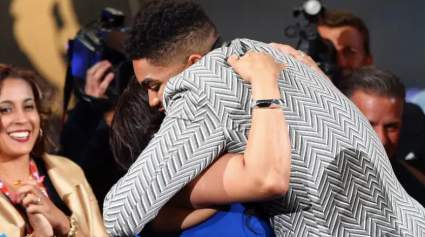 Muere por COVID-19 la madre dominicana del baloncestista Karl-Anthony Towns