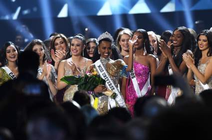 Noticias de Reinas -Junio 1: Miss Universo invita a todos a pelear: ¿por qué?