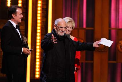 Murió Larry Kramer: ¿cómo murió el nominado al Oscar?