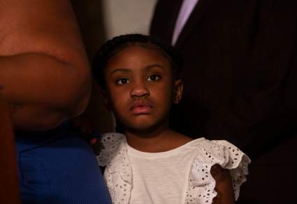 Gianna Floyd, la hijita de George Floyd: promueven millonaria colecta para ella: [FOTOS]