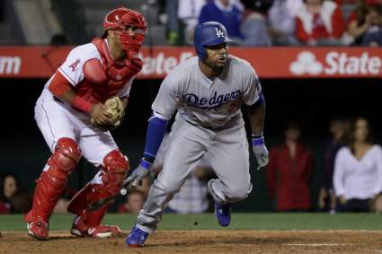 Arrestan a Carl Crawford por violencia doméstica: ¿de qué acusan al jugador?