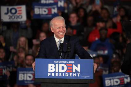 Joe Biden recurre al voto latino con nuevo anuncio en español. ¿Qué promete?