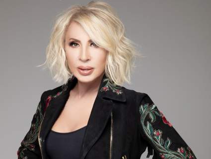 Laura Bozzo se trasquila el pelo en protesta política
