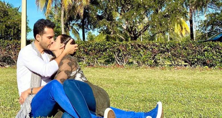 Las fotos más románticas de Fabián Ríos y Yuly Ferreira Fabián Ríos y Yuly Ferreira