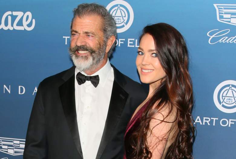 Mel Gibson y Rosalind Ross