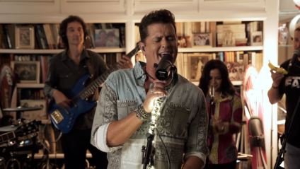 Carlos Vives íntimo como nunca ¿Qué hizo esta vez?