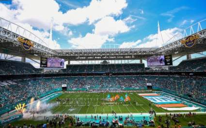 La Florida permitirá que los Miami Dolphins jueguen en estadio lleno