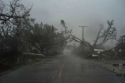 El huracán Delta recobra fuerza y ya golpea en Louisiana y Texas: ¿Qué destrozos puede dejar a su paso?