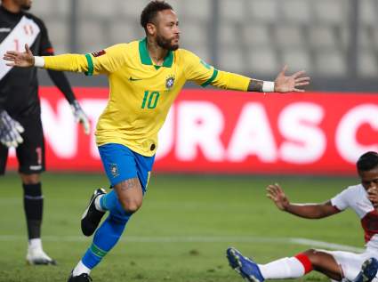 Neymar superó a Ronaldo y va por Pelé: ¿qué marca alcanzó ante Perú?