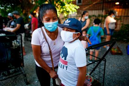 Nueva York toma drástica medida por el COVID-19: ¿Qué pasará con las escuelas?