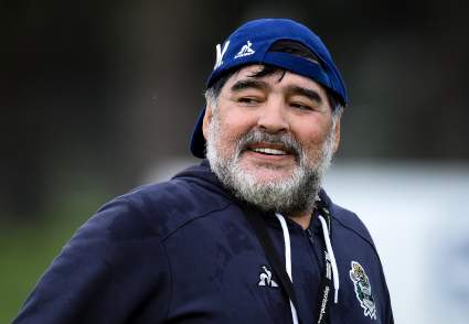 [VIDEO] Impactantes dichos del histórico médico de Maradona: ¿El astro argentino se suicidó?