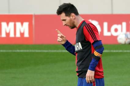Castigan a Leo Messi por su homenaje a Diego Maradona: ¿Qué multa debe pagar la figura del Barcelona?