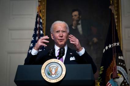 Joe Biden anunció la compra de 200 millones de vacunas contra el COVID-19