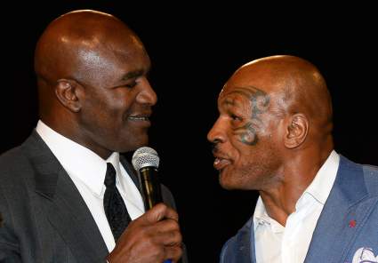 Holyfield negocia con Mike Tyson para volver a pelear: ¿Cuántos millones puede generar la trilogía?