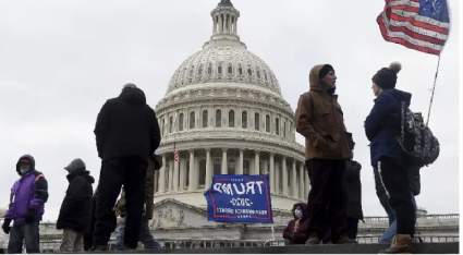 Evacuan Biblioteca del Congreso por paquetes ‘sospechosos’. ¿Qué está pasando en Washington D.C.?