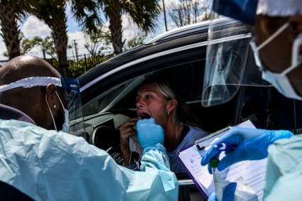 COVID-19: Estados Unidos registra importante baja en tasa de contagios