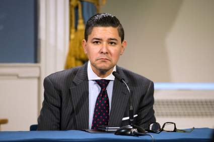 Richard Carranza: 11 familiares del Canciller de escuelas de NY muertos de COVID
