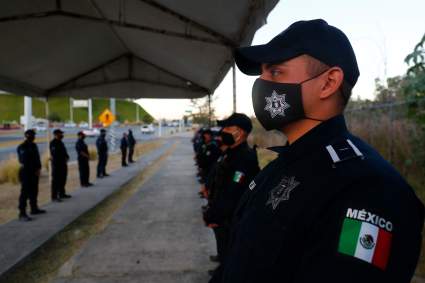 Muere mujer salvadoreña tras ser sometida por la policía de Tulum: Video