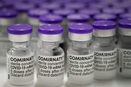 COVID-19: Una dosis de vacunas Pfizer y Moderna es efectiva en un 80% – CDC