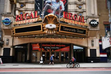 ¿Cuándo abrirán teatros de Broadway en Nueva York?: Hoy abrieron los cines