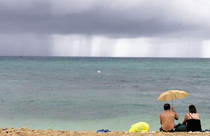 Declaran la emergencia en Hawaii por grandes inundaciones – Videos