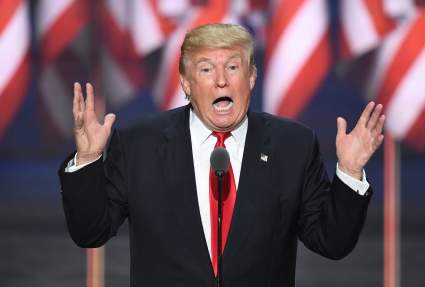 Donald Trump exige al Partido Republicano que deje de usar su nombre