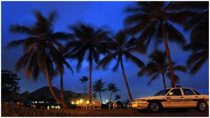 Tragedia en Honolulu: Hallan muerto a un automovilista tras discusión en la autopista