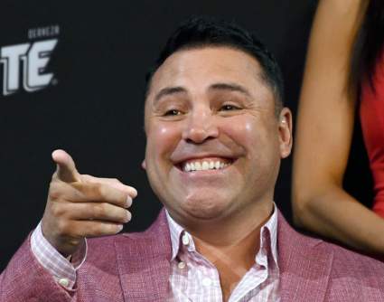 Oscar De La Hoya reaparece drogado y en redes se burlan: ¿Qué le pasaba?