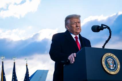¿Trump engañó a donantes?: Campaña tuvo que devolver $122 millones