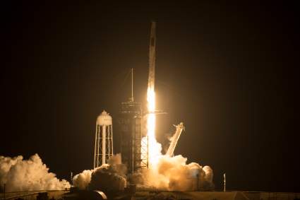 SpaceX lanza su tercera misión tripulada a la Estación Central Espacial: [Videos]