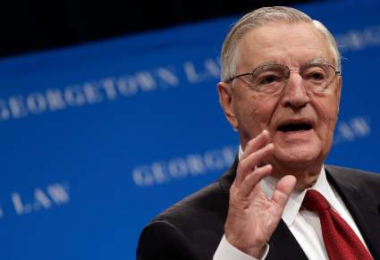 Murió Walter Mondale, exvicepresidente de EE.UU.: ¿Por qué es recordado?