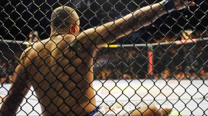 Khetag Pliev: Peleador de la MMA pierde uno de sus dedos en pelea -[Video]