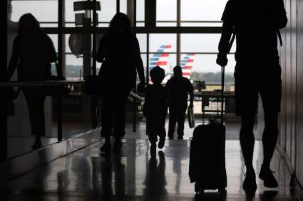 EEUU extiende restricciones de viaje para extranjeros: ¿A qué países afecta?