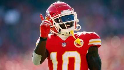 La respuesta de Tyreek Hill a receptor integrante del Salón de la Fama