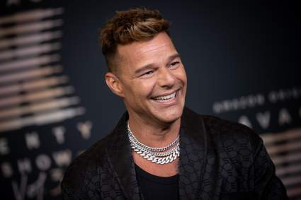 ¿Ricky Martin se retocó el rostro? Las polémicas fotos de la estrella pop