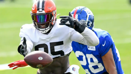 Ala cerrada de los Browns en lista para posible cambio: ¿Por qué?