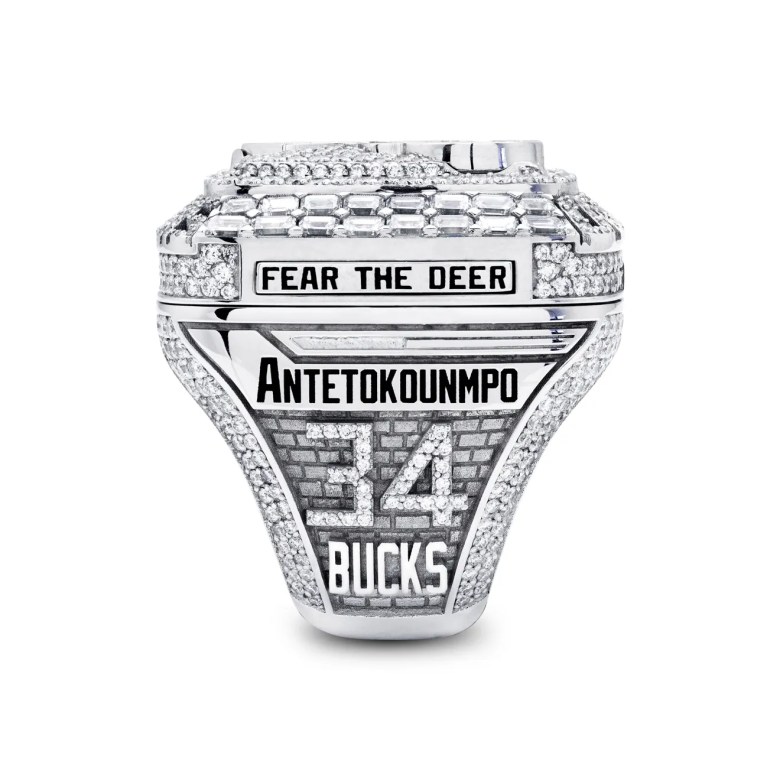 Anillo de los Milwaukee bucks