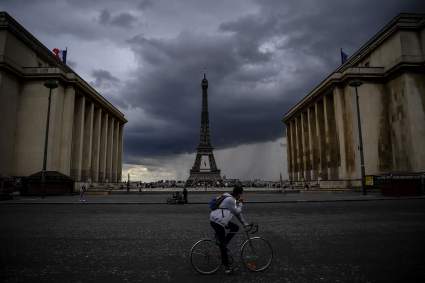 250 mil casas sin luz: la impresionante tormenta Aurora azota a Francia – Fotos