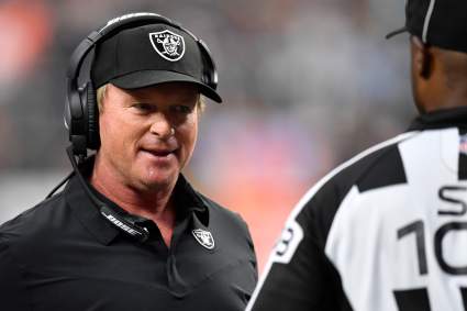 Jon Gruden: Detalles de reacción del equipo y su futuro tras emails racistas y homófobos
