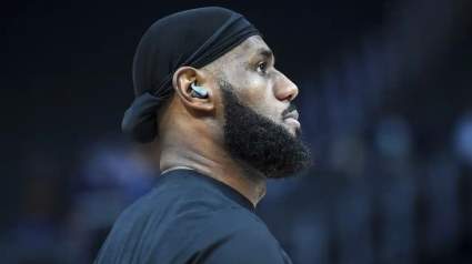 LeBron James choca con fans en video viral: ¿Qué ocurrió?