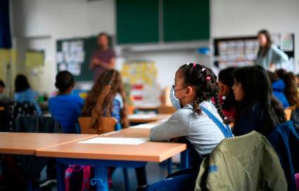 Detectan 25 contagios de COVID en escuela de niños en Nueva York: ¿Cómo están?