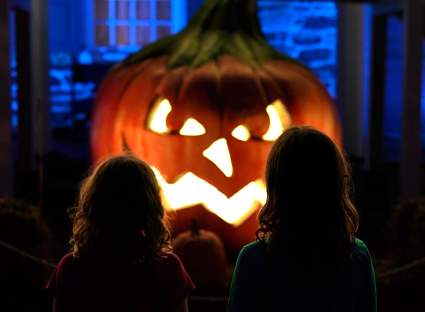 Ohio: Encuentran agujas en dulces regalados durante Halloween