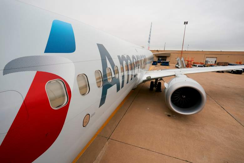 Una vista exterior de un avión B737 MAX de American Airlines se ve en el Aeropuerto Internacional Dallas-Forth Worth en Dallas, Texas, el 2 de diciembre de 2020.