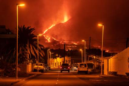 La Palma: Impactante video del nuevo río de lava que despidió el volcán