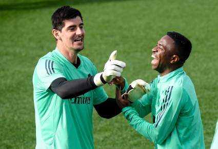 Real Madrid complicado tras brote de COVID durante vacaciones