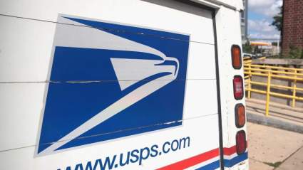 ¿Está abierto el correo postal en Navidad y Nochebuena 2024?