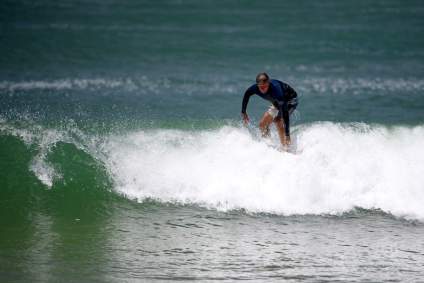 Morro Bay: Tiburón blanco mata a surfer horas antes de Navidad