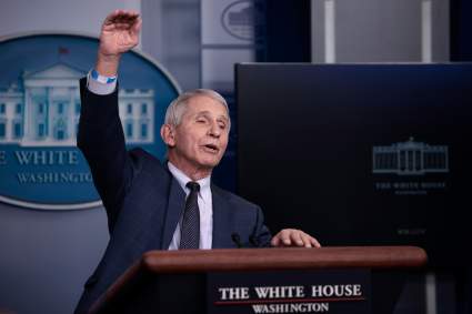 COVID-19: Fauci alertó sobre aumento de muertes en EEUU por Ómicron