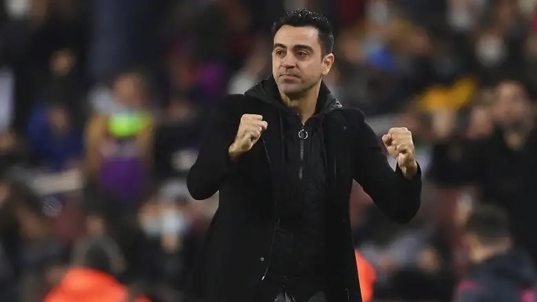 Xavi celebra el gol del Barcelona ante el Espanyol.