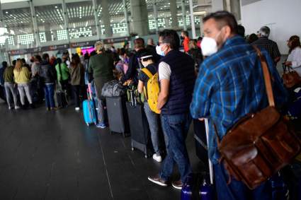 CDC pide no viajar a estos países con riesgo “muy alto” de contagio de COVID-19
